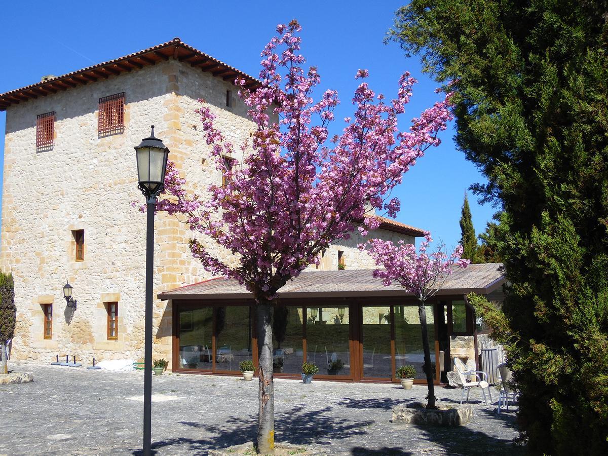 Posada Torre Palacio La Taxuela Villanueva la Lastra Dış mekan fotoğraf